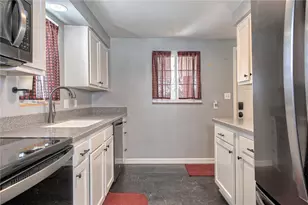 11480 Dennis Cir, North Huntingdon, PA 15642 - Photo 7