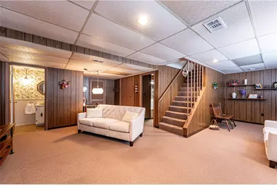 704 Sherwood Cir, Youngwood, PA 15697 - Photo 39