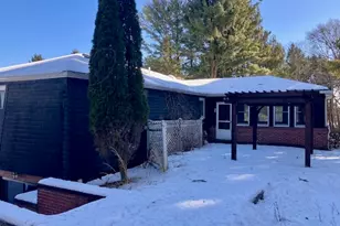 219 Meadow Dr, Westmont Hilltop School District, PA 15905 - Photo 5