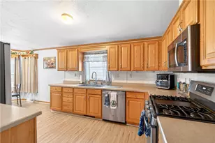 34 Jess Ln, North Fayette, PA 15057 - Photo 9