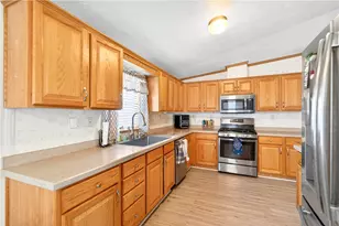 34 Jess Ln, North Fayette, PA 15057 - Photo 5