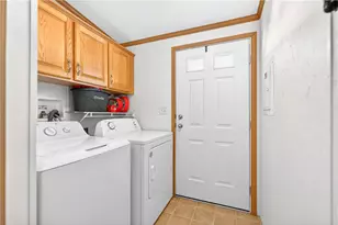 34 Jess Ln, North Fayette, PA 15057 - Photo 17