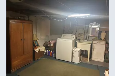 42 Walnut Ave, Dunbar, PA 15431 - Photo 31