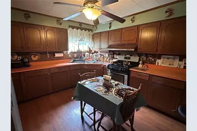 42 Walnut Ave, Dunbar, PA 15431 - Photo 7