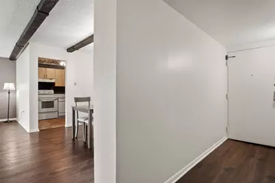 2160 Greentree Rd #604W, Scott Township, PA 15220 - Photo 7