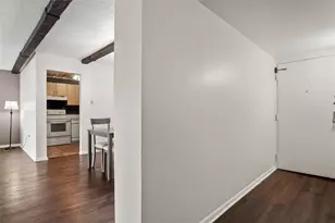 2160 Greentree Rd, Scott Township, PA 15220 - Photo 7