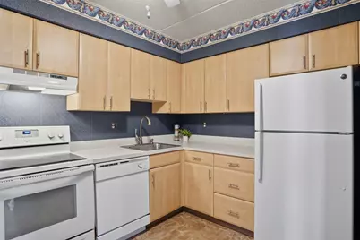 2160 Greentree Rd #604W, Scott Township, PA 15220 - Photo 15