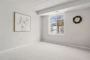 2160 Greentree Rd, Scott Township, PA 15220 - Photo 27