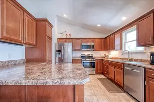 120 Lee Ann Ct, Pittsburgh, PA 15239 - Photo 11