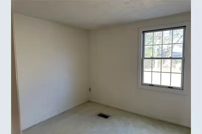 153 Hunting Creek Rd, North Strabane, PA 15317 - Photo 11