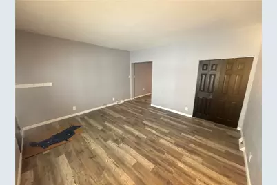 705 Harriet St, McKees Rocks, PA 15136 - Photo 3