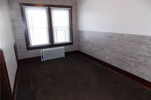 119 Jefferson St, Evans City, PA 16033 - Photo 9