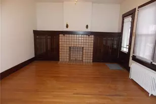 119 Jefferson St, Evans City, PA 16033 - Photo 1