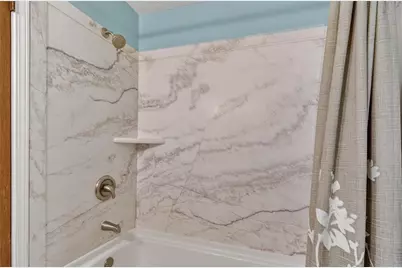 10 McKinley Sq, Coraopolis, PA 15108 - Photo 19