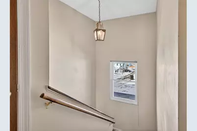 10 McKinley Sq, Coraopolis, PA 15108 - Photo 25