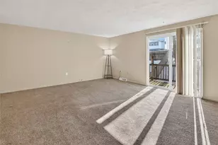 10 McKinley Square, Coraopolis, PA 15108 - Photo 7