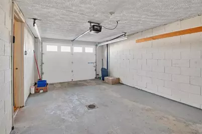 10 McKinley Sq, Coraopolis, PA 15108 - Photo 27