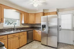 1297 Hillview Dr, North Huntingdon, PA 15642 - Photo 13