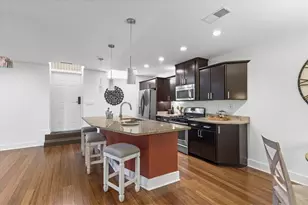 1822 Harcum Wy, Pittsburgh, PA 15203 - Photo 17