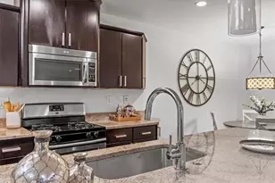 1822 Harcum Wy, Pittsburgh, PA 15203 - Photo 15