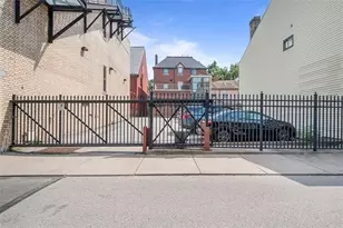 1822 Harcum Wy, Pittsburgh, PA 15203 - Photo 31