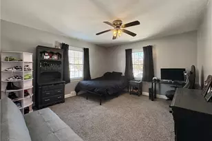 113 Briercliff Dr, Chippewa Township, PA 15010 - Photo 11