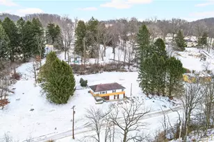 126 Bakers Ln, Washington Township, PA 15613 - Photo 27