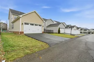 186 Bucktail Dr, Cranberry Township, PA 16066 - Photo 39