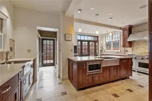 5130 Pembroke Pl, Pittsburgh, PA 15232 - Photo 9