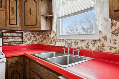 44 Mark Dr, Salem Township, PA 15626 - Photo 11