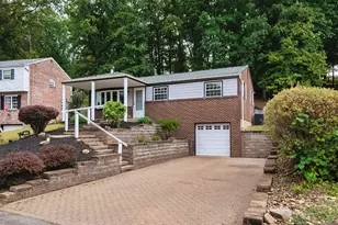 863 Blue Ridge Rd, Pittsburgh, PA 15239 - Photo 1