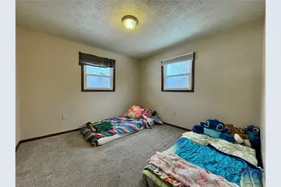 2204 14th St, Patterson Township, PA 15010 - Photo 9