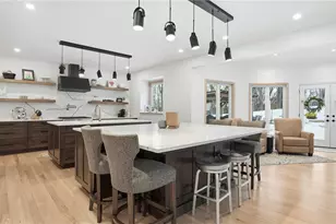 1514 Fox Chase Dr, Pittsburgh, PA 15143 - Photo 11