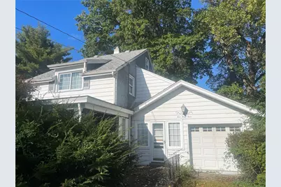 443 Vernon St, New Kensington, PA 15068 - Photo 1
