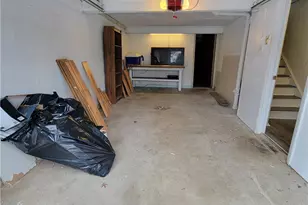 209 Cranbrooke Dr, Findlay Township, PA 15108 - Photo 37