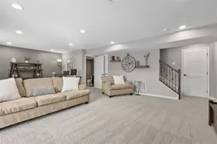 207 Noble Woods Dr, Moon/Crescent Twp, PA 15108 - Photo 33