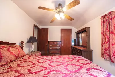 5733 Madison Dr., Pittsburgh, PA 15147 - Photo 11