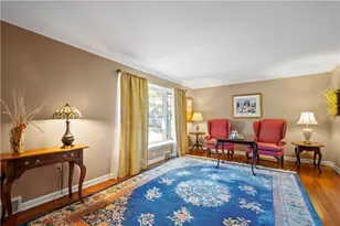 421 Oaklawn Dr, Pittsburgh, PA 15241 - Photo 9