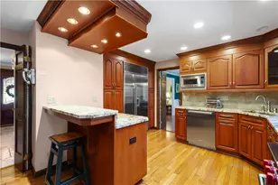 421 Oaklawn Dr, Pittsburgh, PA 15241 - Photo 13