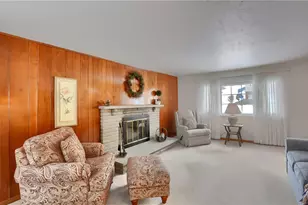 426 Bryan Dr, Findlay Township, PA 15108 - Photo 11