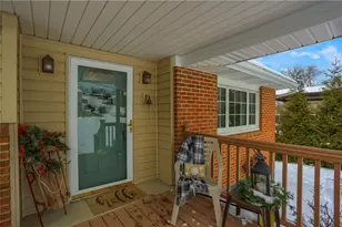 426 Bryan Dr, Findlay Township, PA 15108 - Photo 5