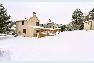 800 N 4th St, Jeannette, PA 15644 - Photo 7
