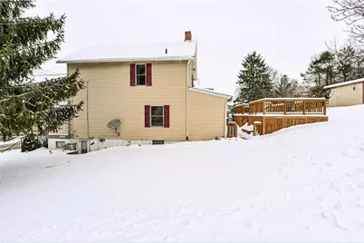 800 N 4th St, Jeannette, PA 15644 - Photo 5