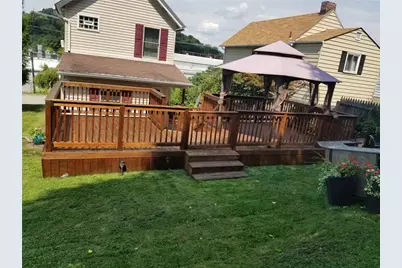 800 N 4th St, Jeannette, PA 15644 - Photo 13