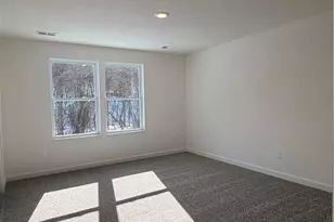 2002 Canterbury Dr, Imperial, PA 15126 - Photo 11