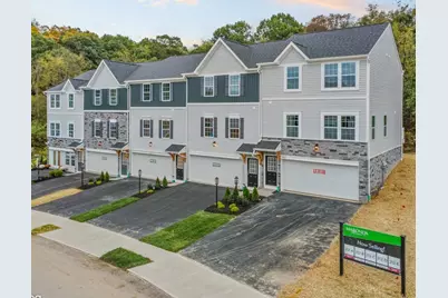 2002 Canterbury Dr #212D, Imperial, PA 15126 - Photo 1