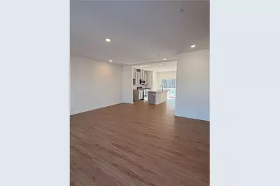 2002 Canterbury Dr #212D, Imperial, PA 15126 - Photo 9