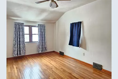 119 Springhouse Dr, Center Township, PA 16001 - Photo 15