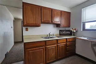 119 Springhouse Dr, Center Township, PA 16001 - Photo 11