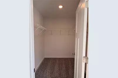 2004 Canterbury Dr #212C, Imperial, PA 15126 - Photo 11